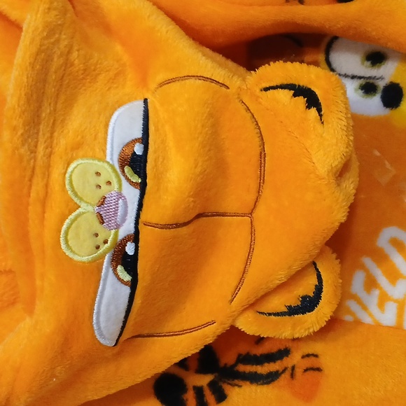 Garfield The Movie Soft Union PJ Cozy Suit Sz M (8-10) Women/Unisex - Picture 8 of 11